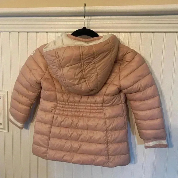 MICHAEL Michael Kors removable hooded puffer jacket for toddler - Picture 7 of 12
